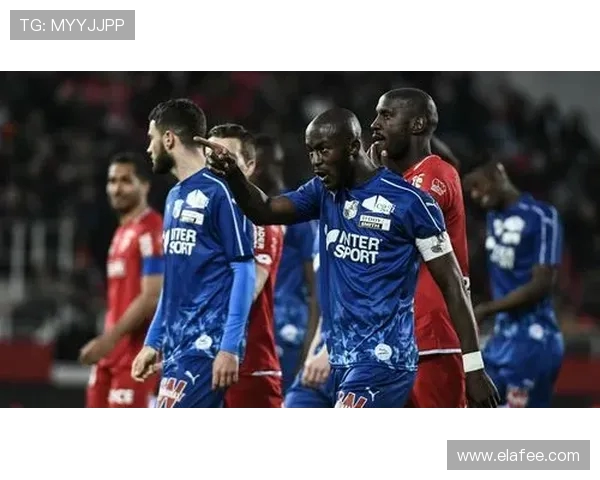 法甲球队发展战略方向:本地化运营与全球化布局并重